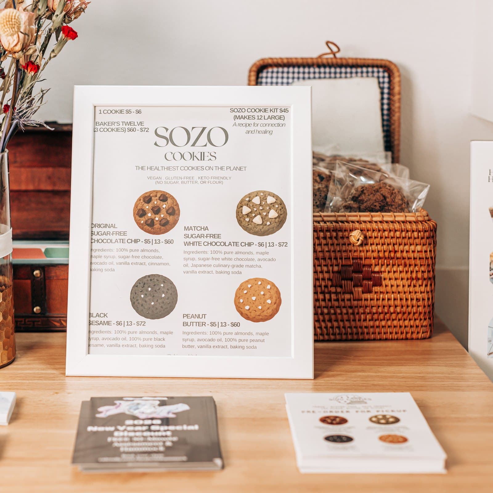 Four-cookie bundle cookie